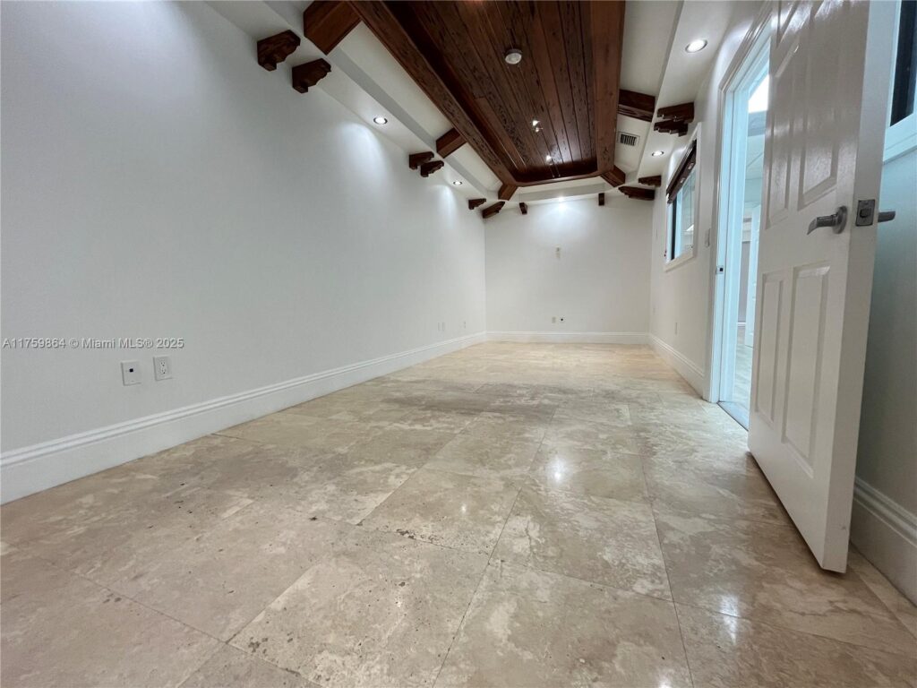 4350 NW 19th Ave # C, Deerfield Beach FL 33064