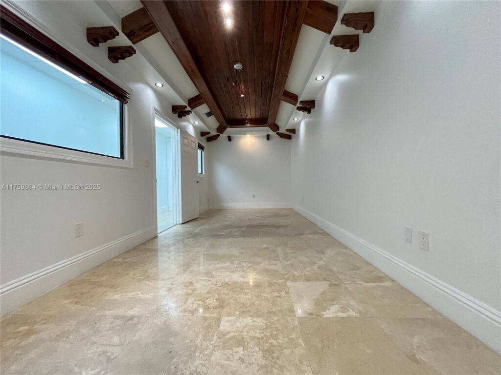 4350 NW 19th Ave # C, Deerfield Beach FL 33064