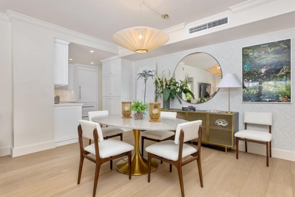 250 Bradley Place # 307, Palm Beach FL 33480