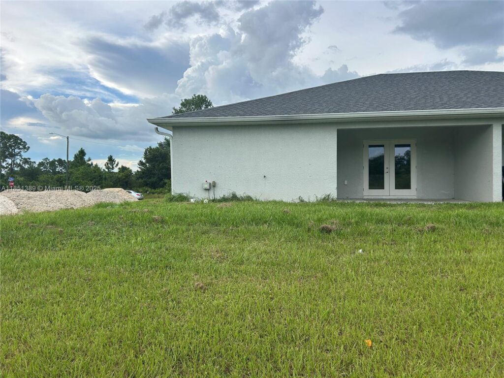 1110 Augusta St E # 1110, Lehigh Acres FL 33974