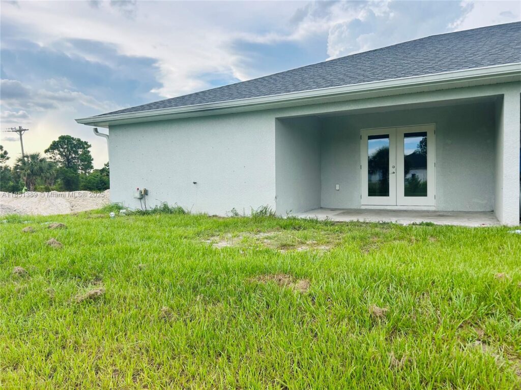 1110 Augusta St E # 1110, Lehigh Acres FL 33974