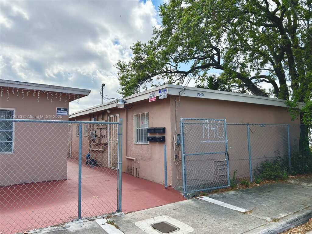 1940 Ali Baba Ave, Opa-Locka FL 33054
