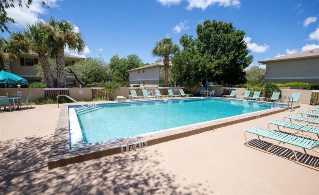 1640 NE Sunny Brook Lane # a203, Palm Bay FL 32905