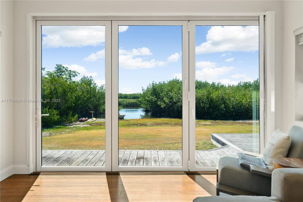 120 Coco Plum Rd S, Key Largo FL 33037