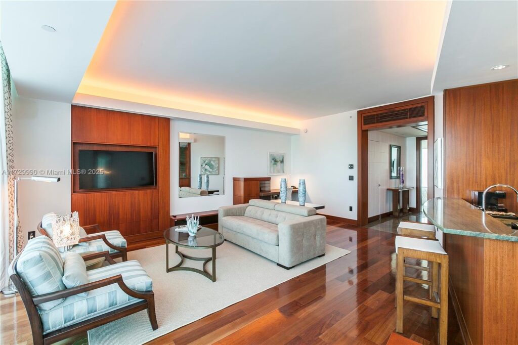 10295 Collins Ave # 1613, Bal Harbour FL 33154