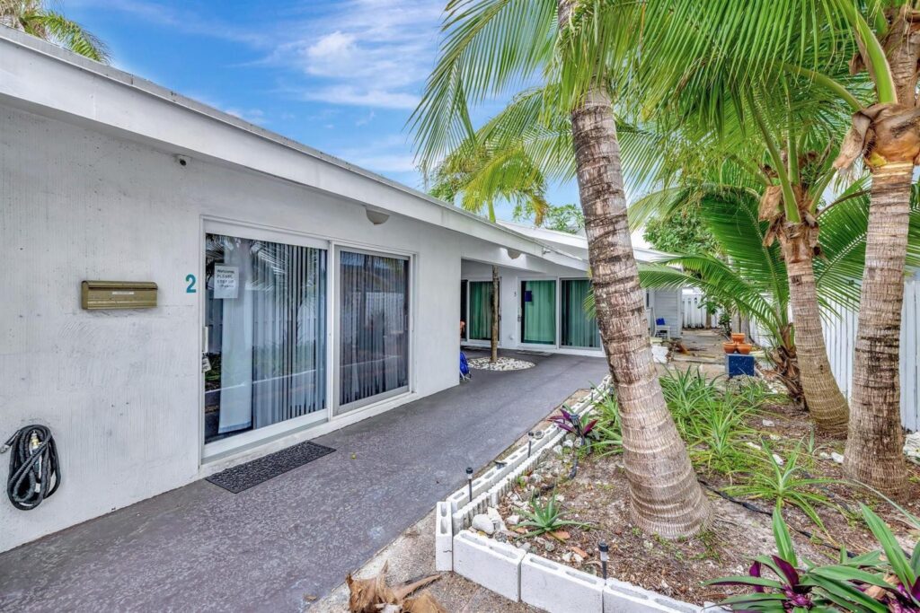 4548 N Ocean, Lauderdale By The Sea FL 33313