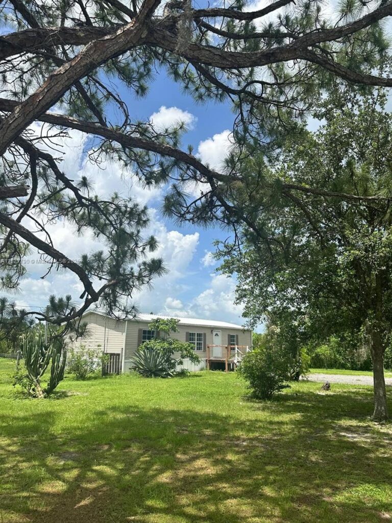 451 Bald Cypress, Clewiston FL 33440