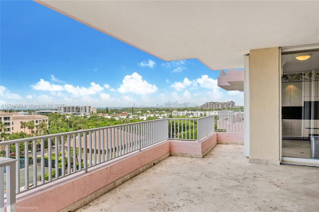 785 Crandon Blvd, Key Biscayne FL 33149