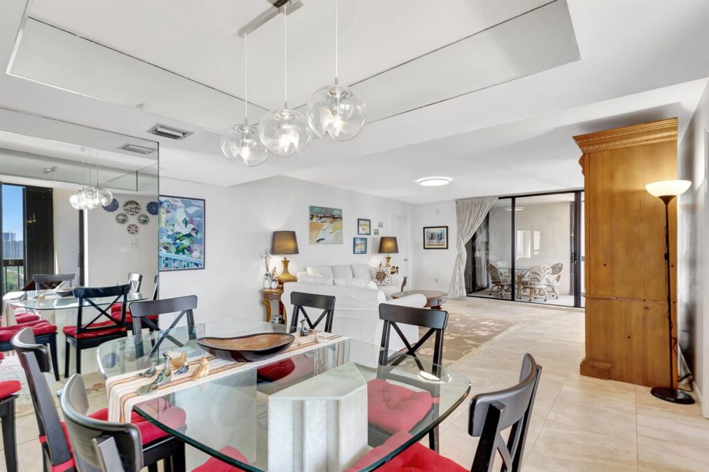 5380 N Ocean Drive # A, Singer Island FL 33404