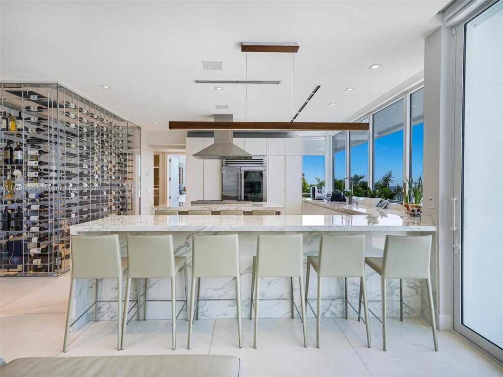 830 Lugo Ave, Coral Gables FL 33156