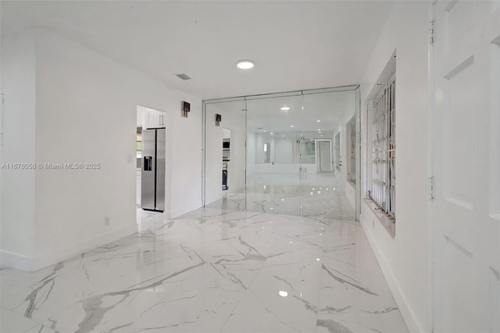 156 NW 88th St, El Portal FL 33150