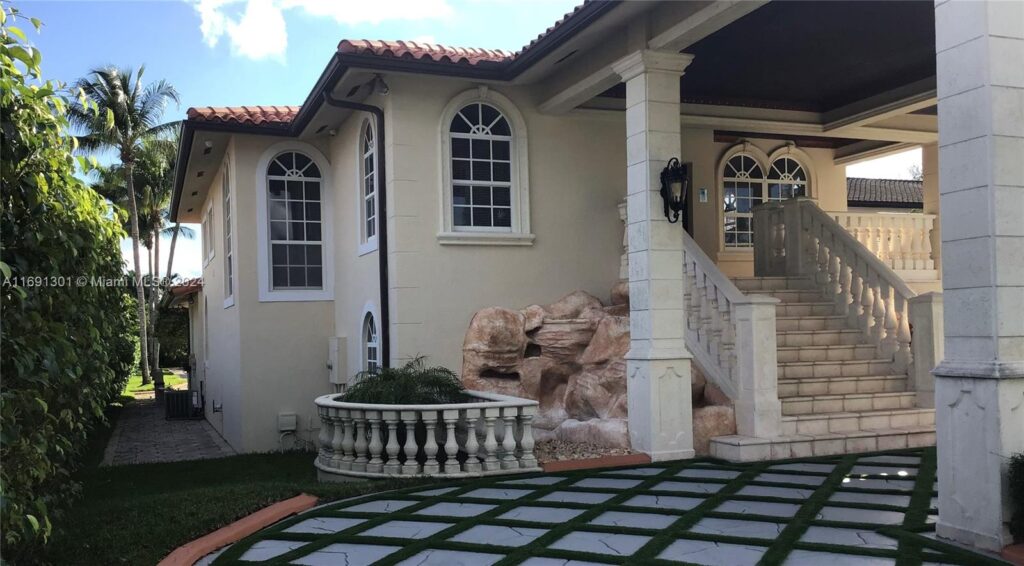 13460 SW 32nd ST, Kendall FL 33175