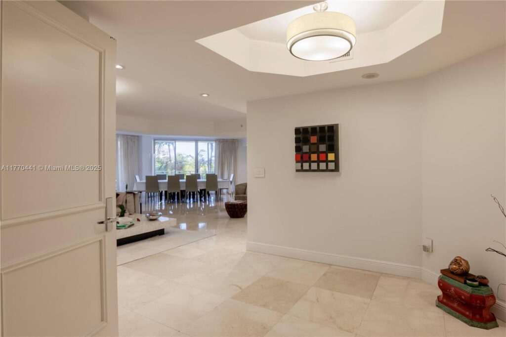765 Crandon Blvd # 307, Key Biscayne FL 33149