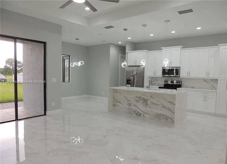 2011 NW 10 PL, Cape Coral FL 33993