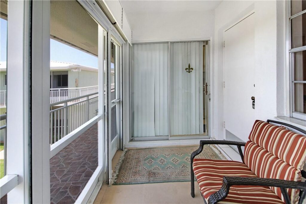 2100 NE 38th Street # 222, Lighthouse Point FL 33064