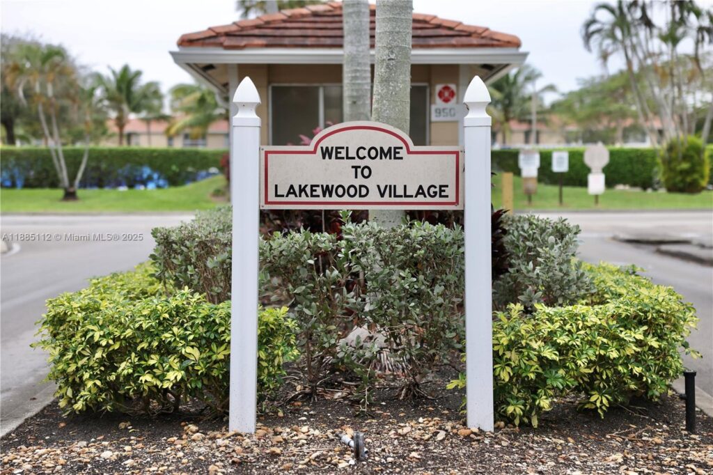10016 Twin Lakes Dr # C, Coral Springs FL 33071