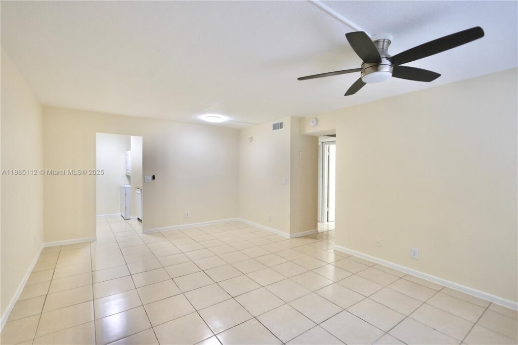10016 Twin Lakes Dr # C, Coral Springs FL 33071