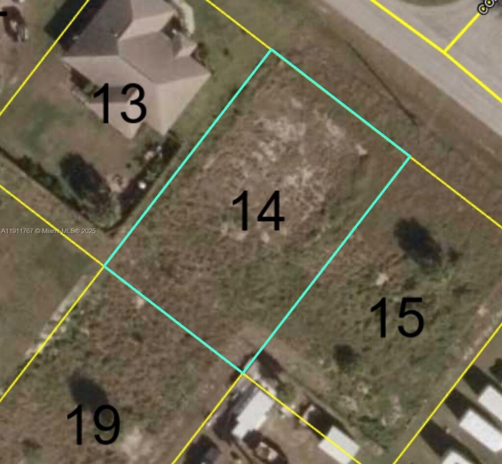 1992 inwood rd, Other City – In The State Of Florida FL 33935
