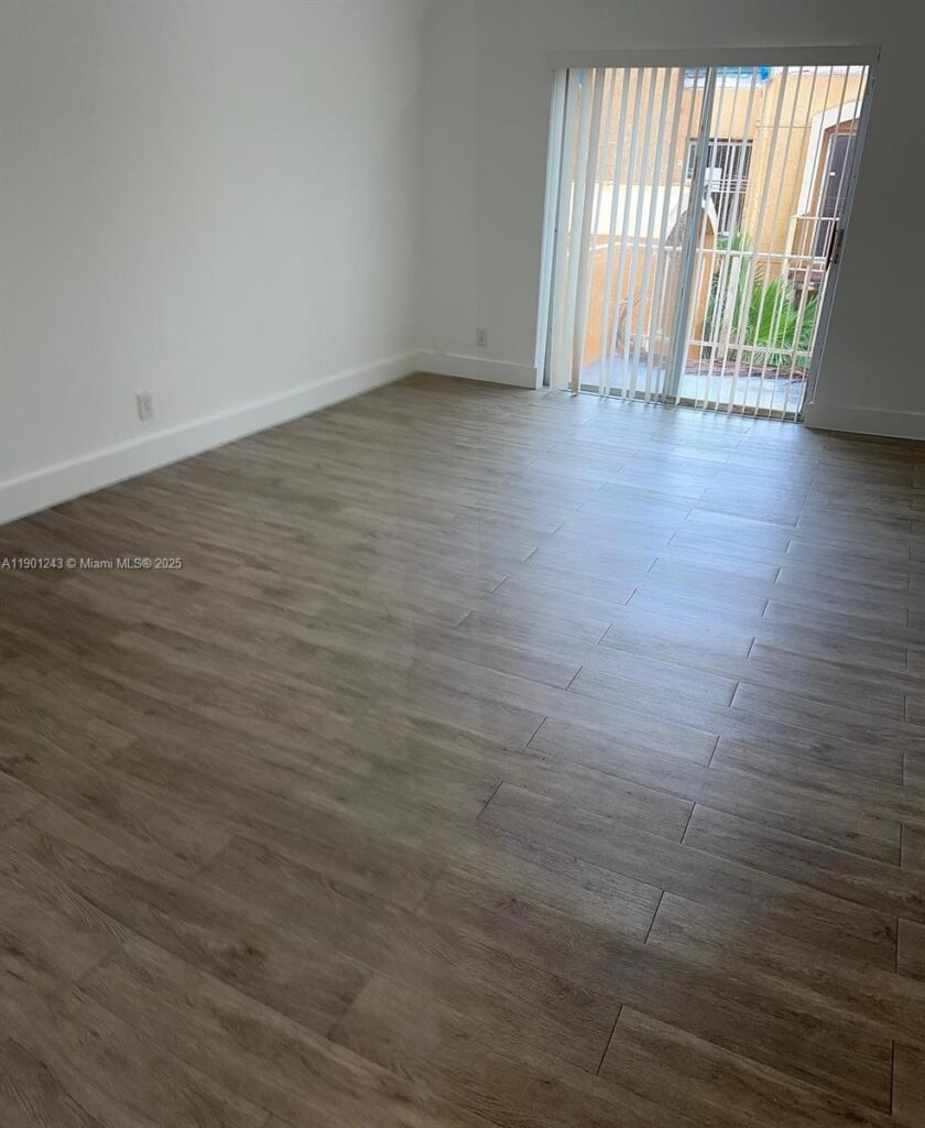 18101 NW 68th Ave # E210, Hialeah FL 33015