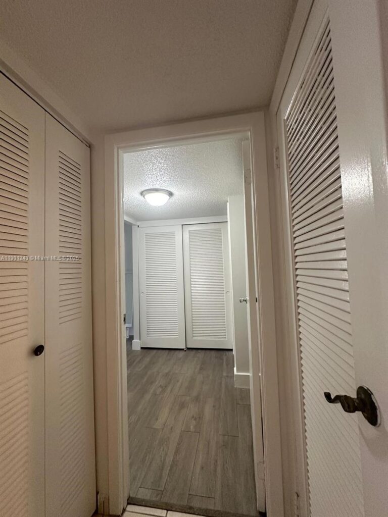 18101 NW 68th Ave # E210, Hialeah FL 33015