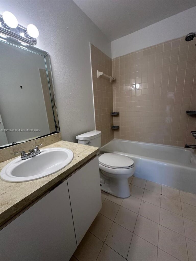 18101 NW 68th Ave # E210, Hialeah FL 33015