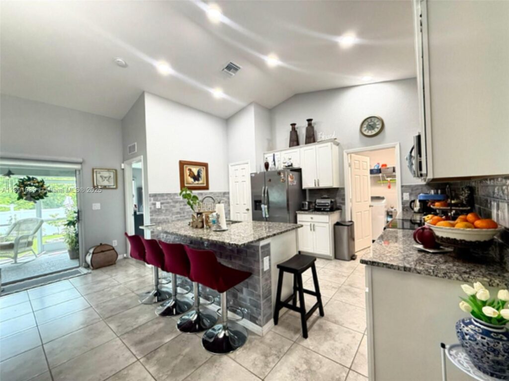 4157 NW 40th ave, Cape Coral FL 33993