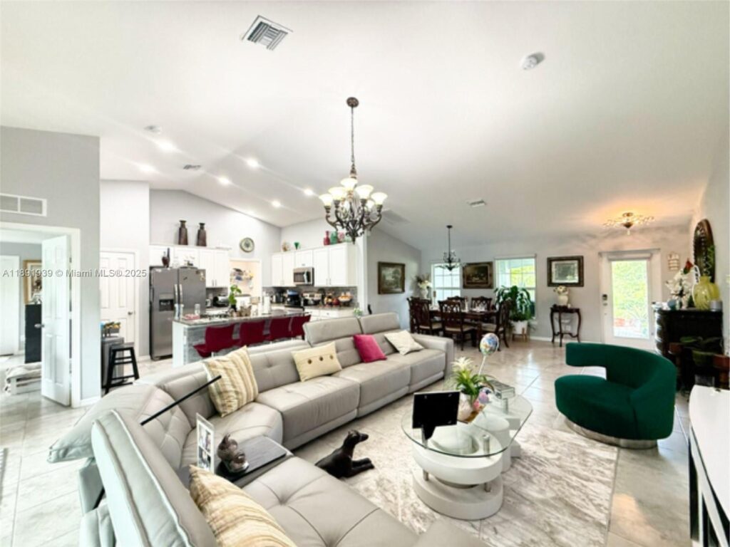 4157 NW 40th ave, Cape Coral FL 33993