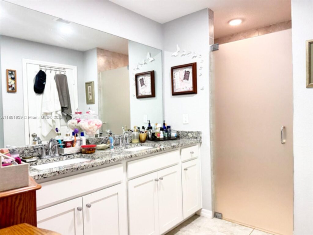 4157 NW 40th ave, Cape Coral FL 33993