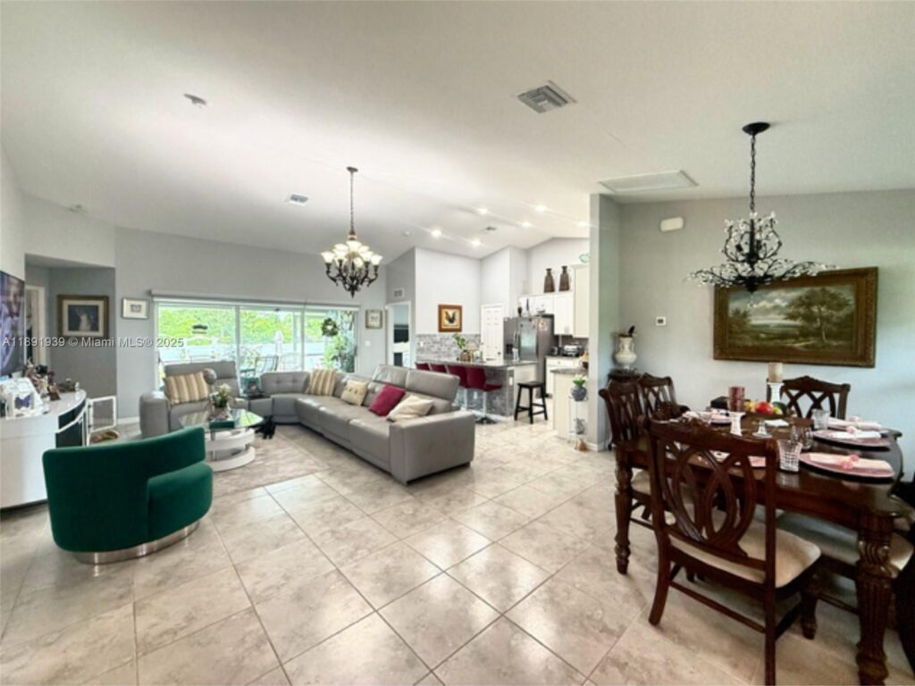 4157 NW 40th ave, Cape Coral FL 33993