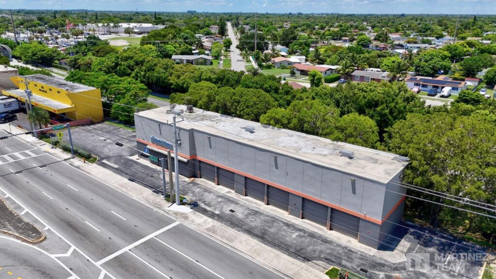20390 S Dixie Highway, Cutler Bay FL 33189