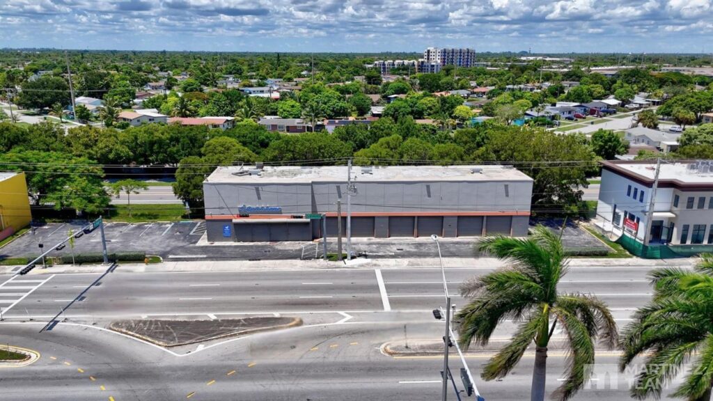 20390 S Dixie Highway, Cutler Bay FL 33189