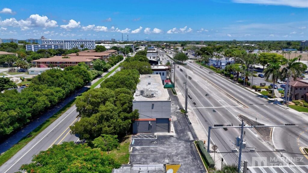 20390 S Dixie Highway, Cutler Bay FL 33189