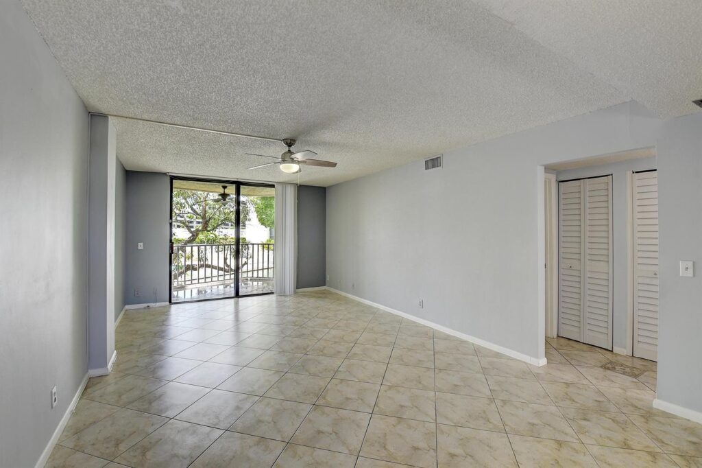 890 N Federal Highway # 206, Lantana FL 33462