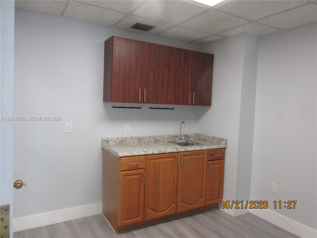 306 alcazar ave # 200, Coral Gables FL 33134