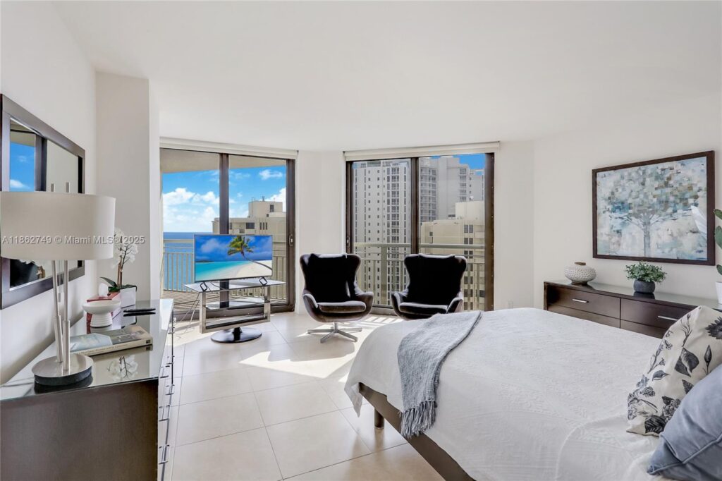 3000 N Ocean Dr # 24H, Singer Island FL 33404