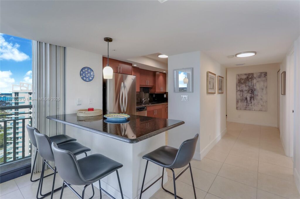 3000 N Ocean Dr # 24H, Singer Island FL 33404