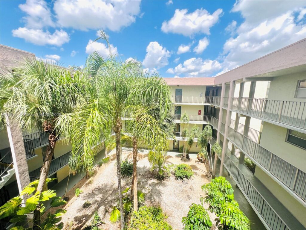 1820 SW 81st Ave # 3405, North Lauderdale FL 33068