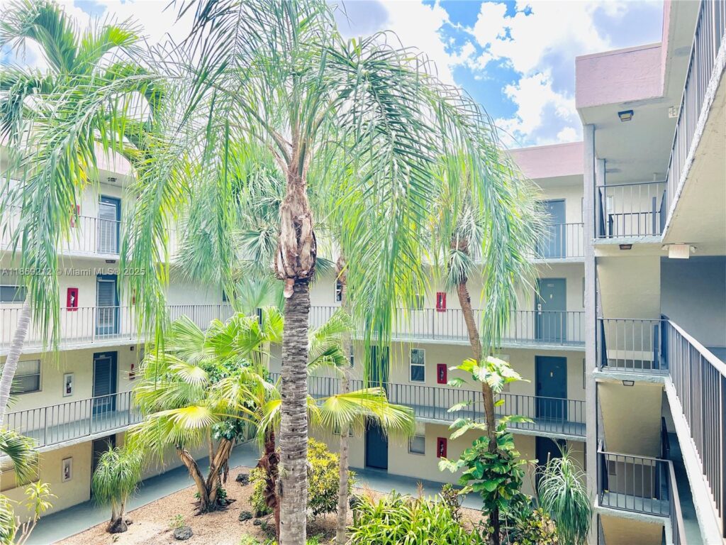 1820 SW 81st Ave # 3405, North Lauderdale FL 33068
