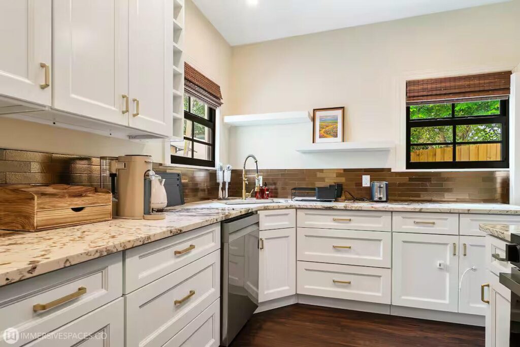 828 35th Street, West Palm Beach FL 33407