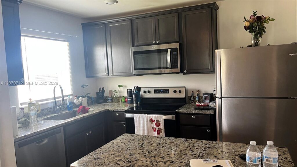 2115 NW 24 PLACE, Cape Coral FL 33993