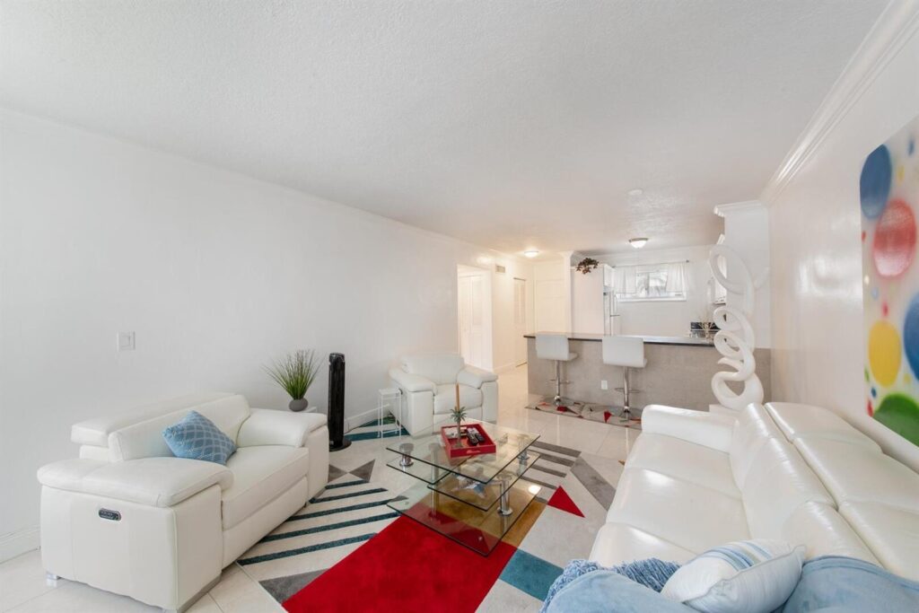2581 N Garden Drive # 206, Lake Worth FL 33461