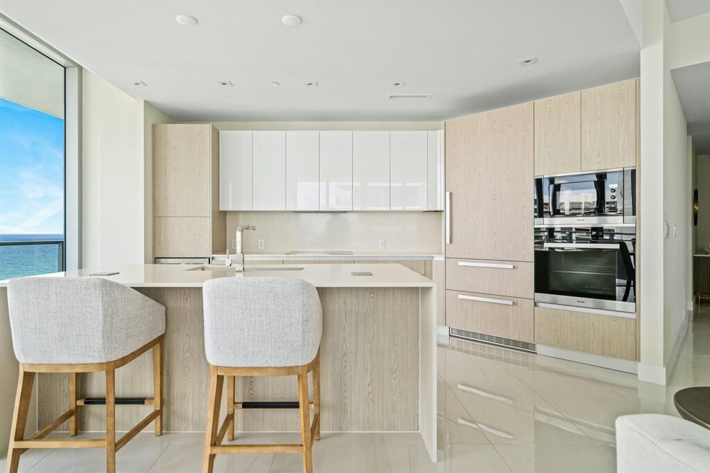 3100 N Ocean Drive # 1409, Singer Island FL 33404