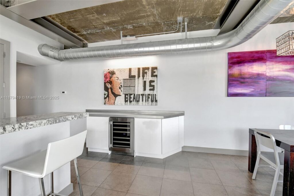 110 SE 2nd ST # 203, Delray Beach FL 33444