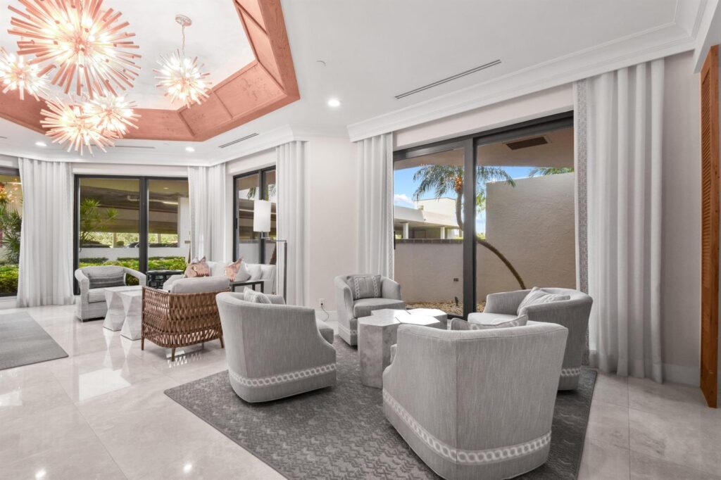 3322 Casseekey Island Road # 302, Jupiter FL 33477