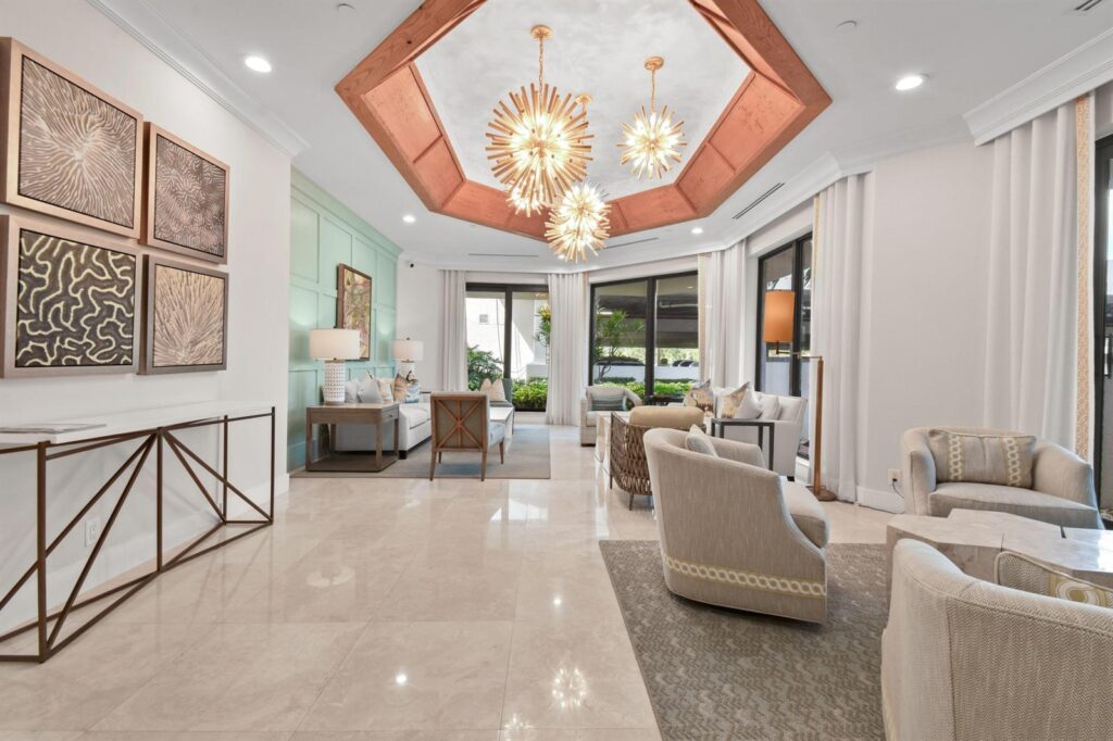 3322 Casseekey Island Road # 302, Jupiter FL 33477