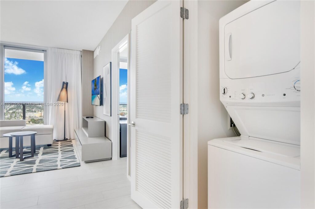 4010 S Ocean Dr # R3206, Hollywood FL 33019