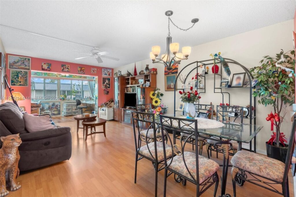 3120 Holiday Springs Blvd # 301, Margate FL 33063