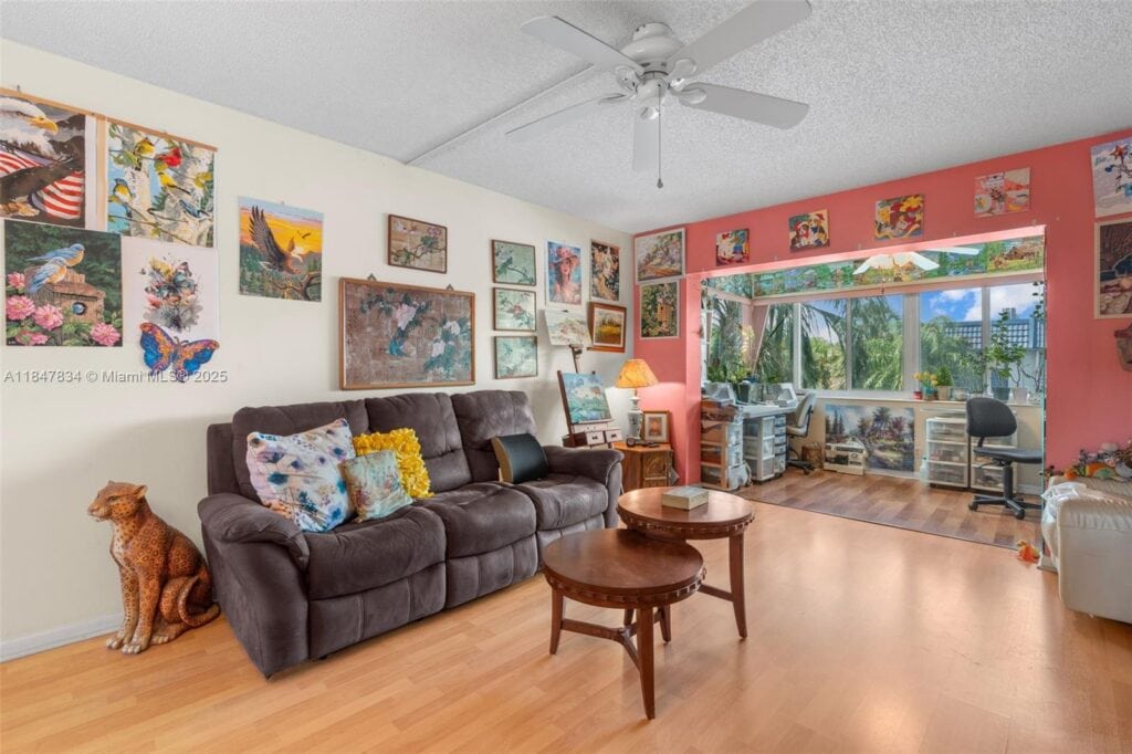 3120 Holiday Springs Blvd # 301, Margate FL 33063
