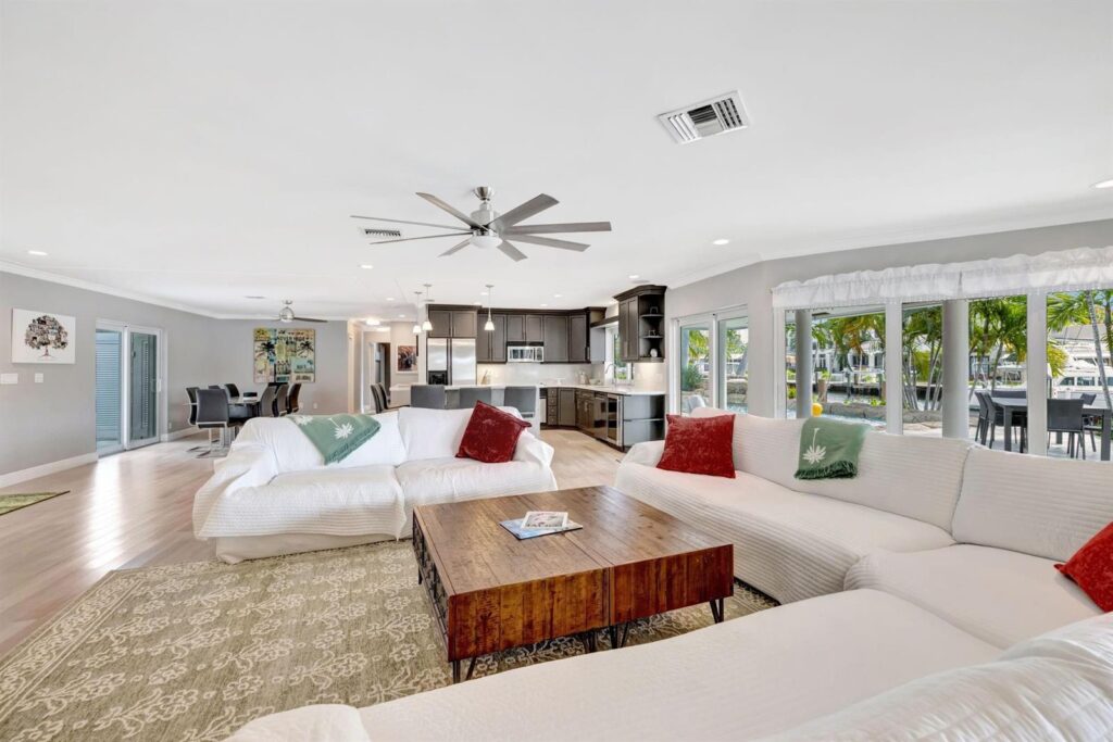 288 S Tradewinds Avenue, Lauderdale By The Sea FL 33308