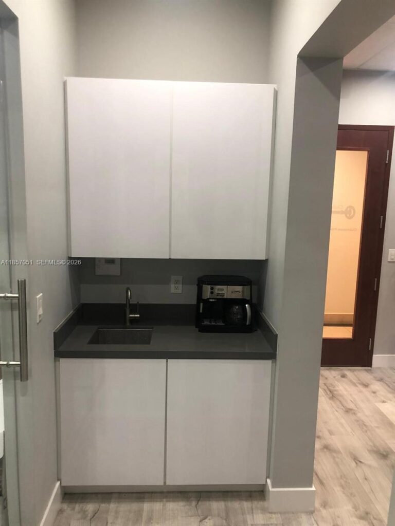 2893 Executive Park Dr # 302, Weston FL 33331